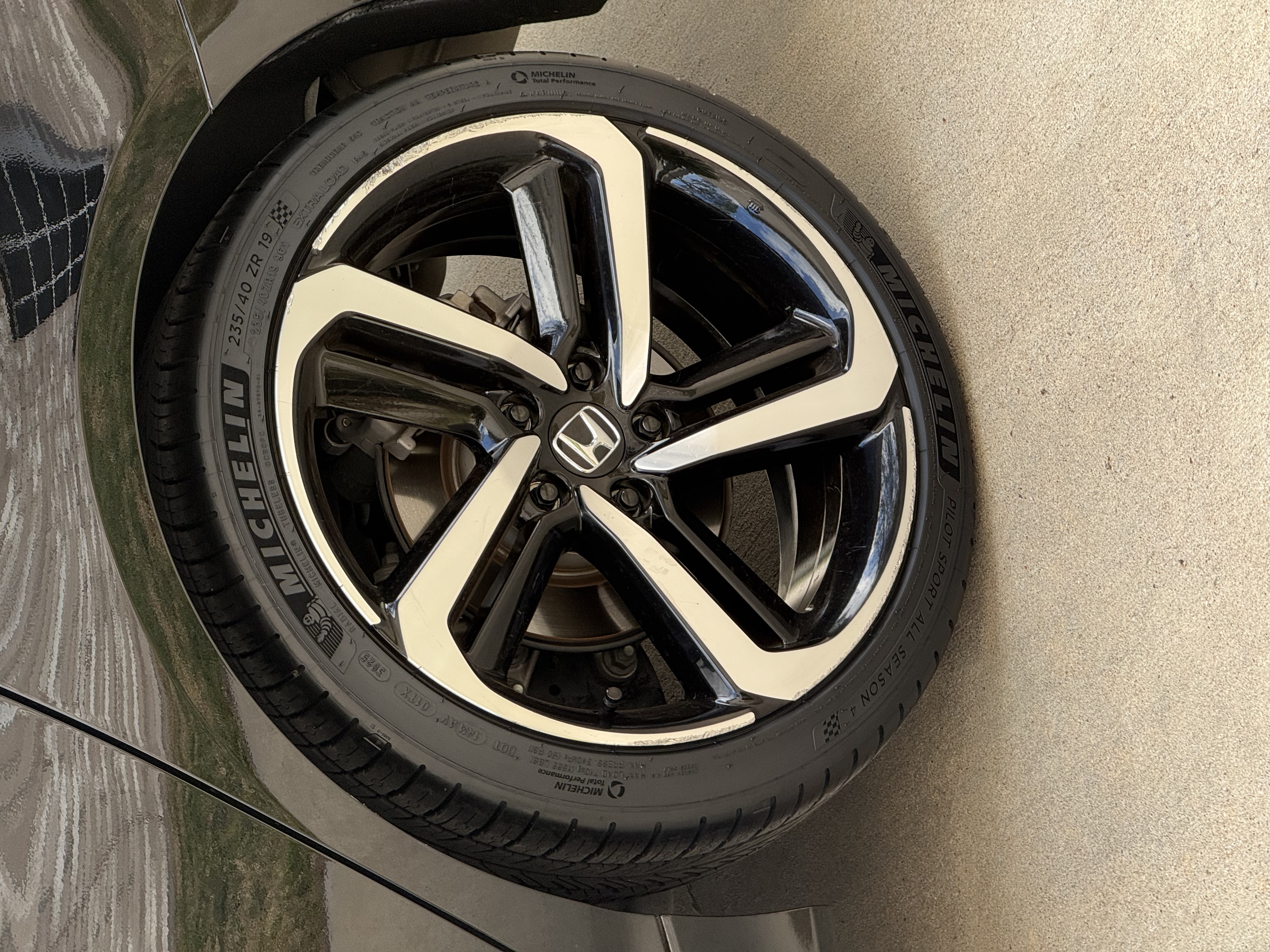 Used 2021 Honda Accord Sport image 12