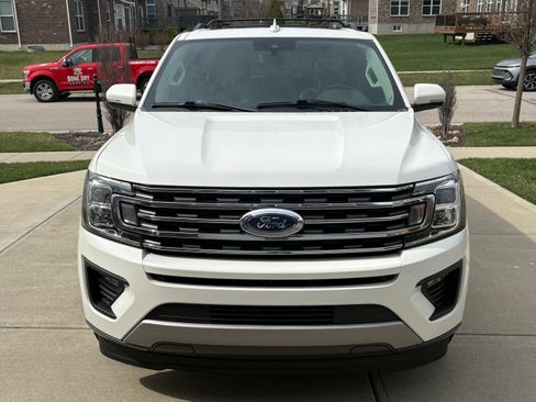 Used 2021 Ford Expedition XLT image 5