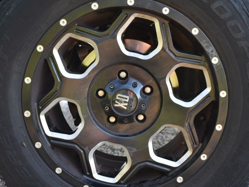 Used 2014 Jeep Wrangler Unlimited Sahara image 22