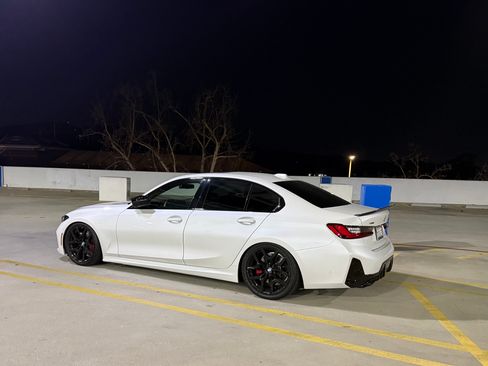 Used 2025 BMW M340i xDrive w/ Premium Package image 1