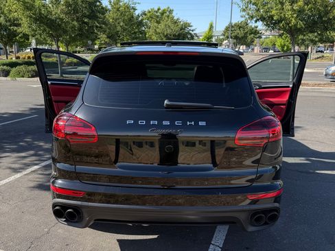 Used 2016 Porsche Cayenne S AWD/4WD image 13