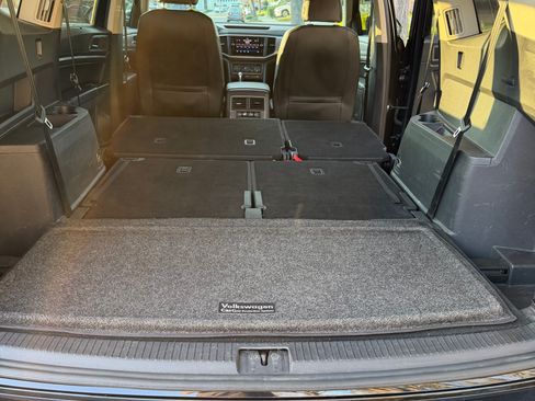 Used 2019 Volkswagen Atlas SE w/ Towing Package image 17