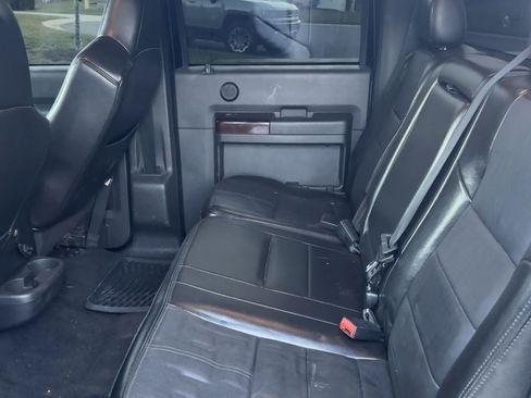 Used 2010 Ford F350 XLT image 6