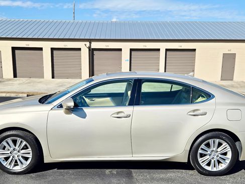 Used 2014 Lexus ES 350 image 1