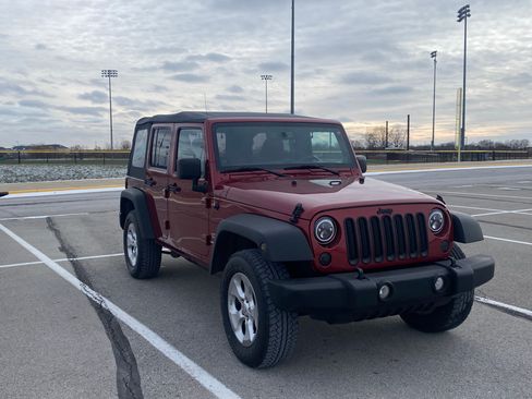 Used 2013 Jeep Wrangler Unlimited Sport image 5