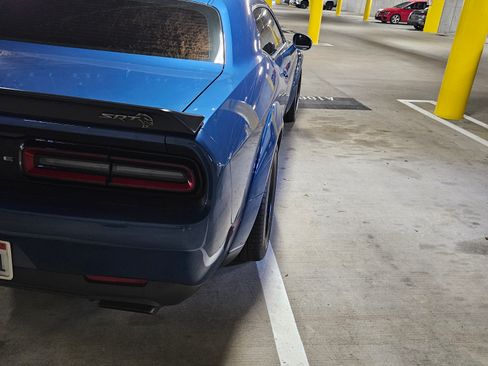 Used 2021 Dodge Challenger SRT Hellcat Redeye image 4