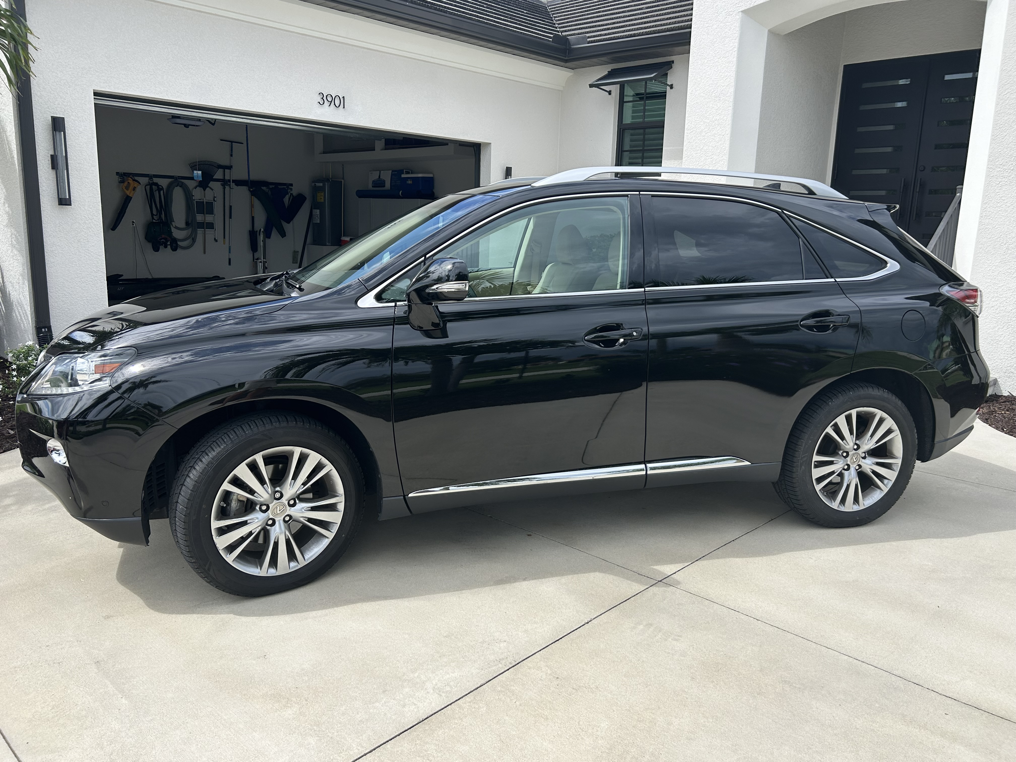 Used 2014 Lexus RX 350 AWD w/ Navigation Package image 1