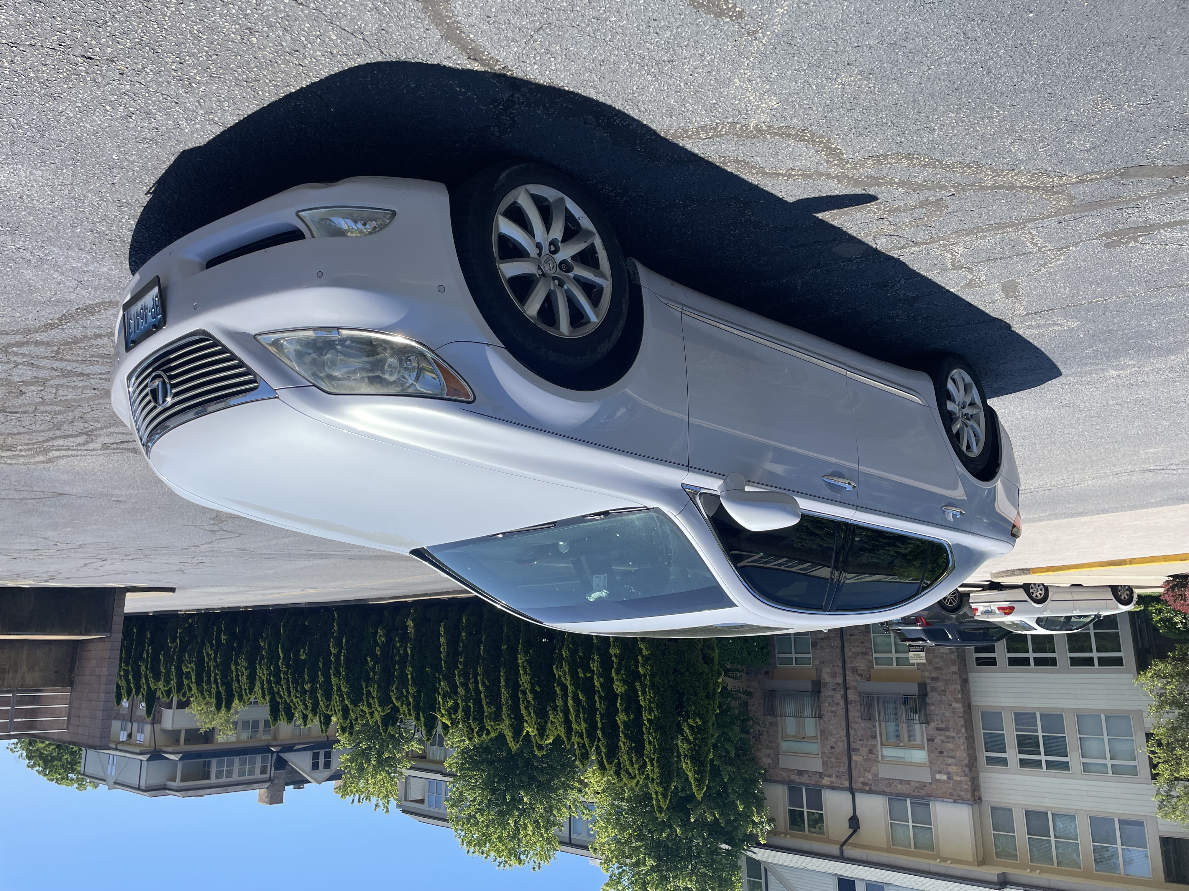 Used 2008 Lexus LS 460 L RWD image 5