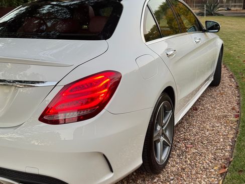 Used 2015 Mercedes-Benz C 300 Sedan image 10