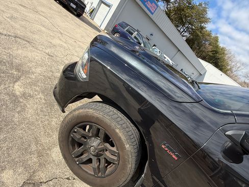 Used 2016 RAM 1500 Sport w/ Black Ram 1500 Sport Group image 6