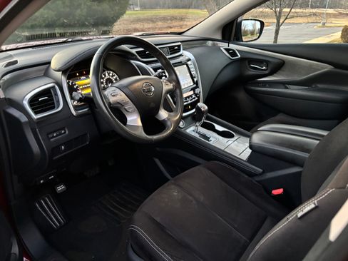 Used 2017 Nissan Murano SV image 9