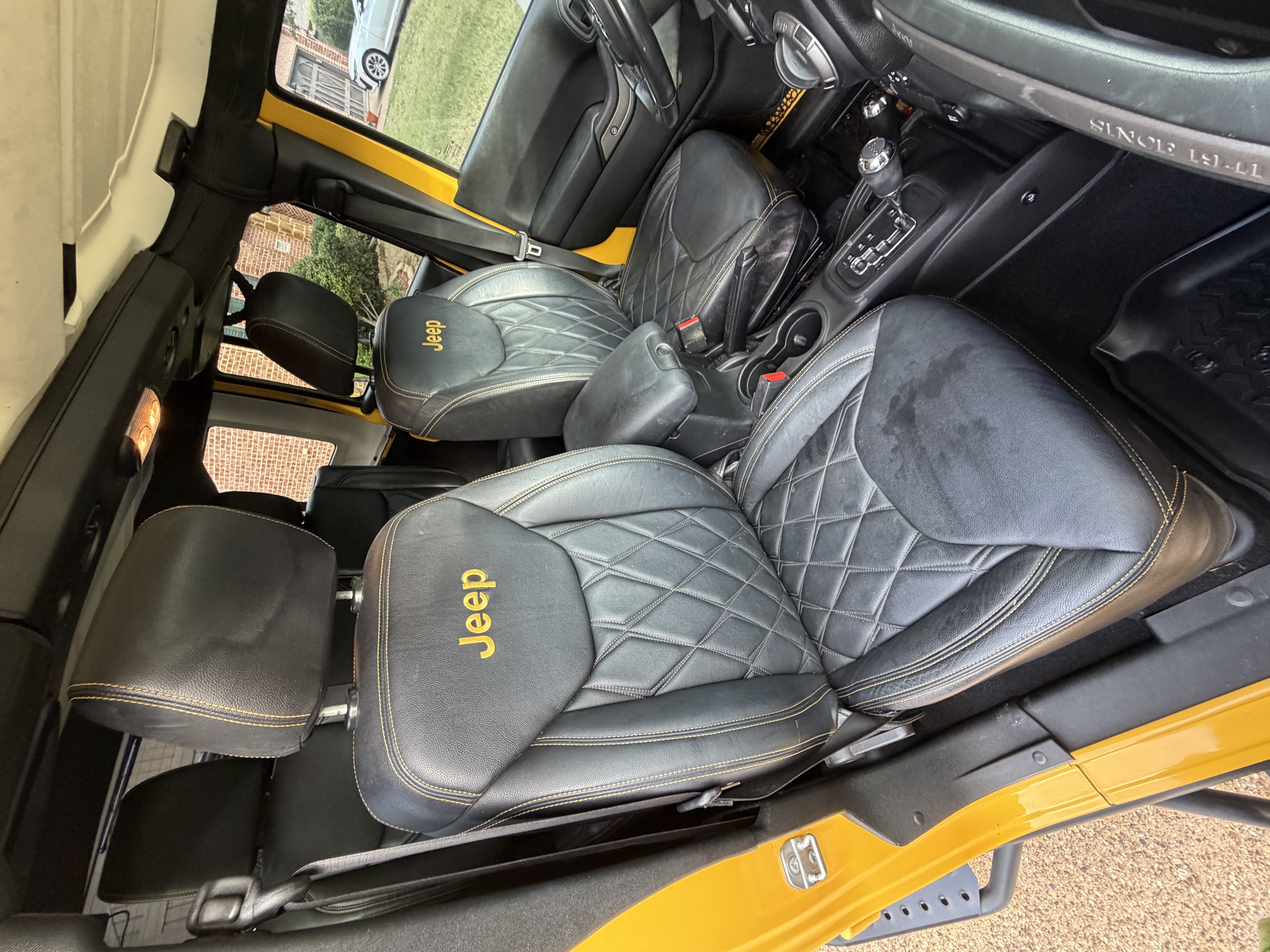 Used 2015 Jeep Wrangler Unlimited Sport w/ Quick Order Package 24S AWD/4WD image 18