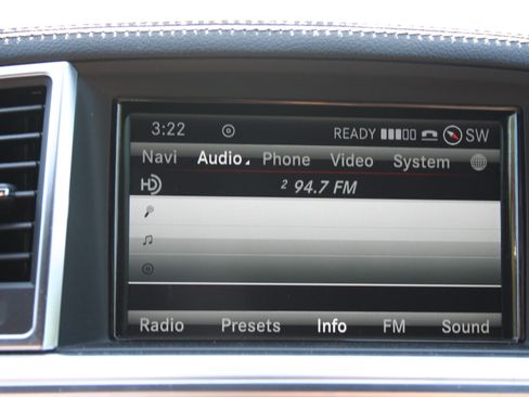 Used 2013 Mercedes-Benz ML 550 4MATIC image 21