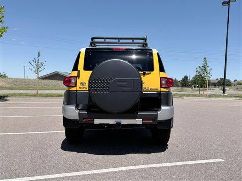 Used 2008 Toyota FJ Cruiser 4WD image 8
