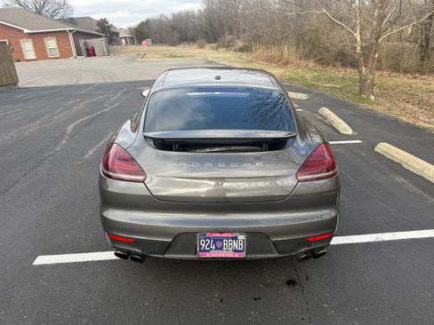 Used 2014 Porsche Panamera 4S image 6