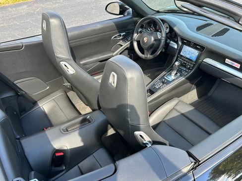 Used 2013 Porsche 911 Carrera 4S image 12