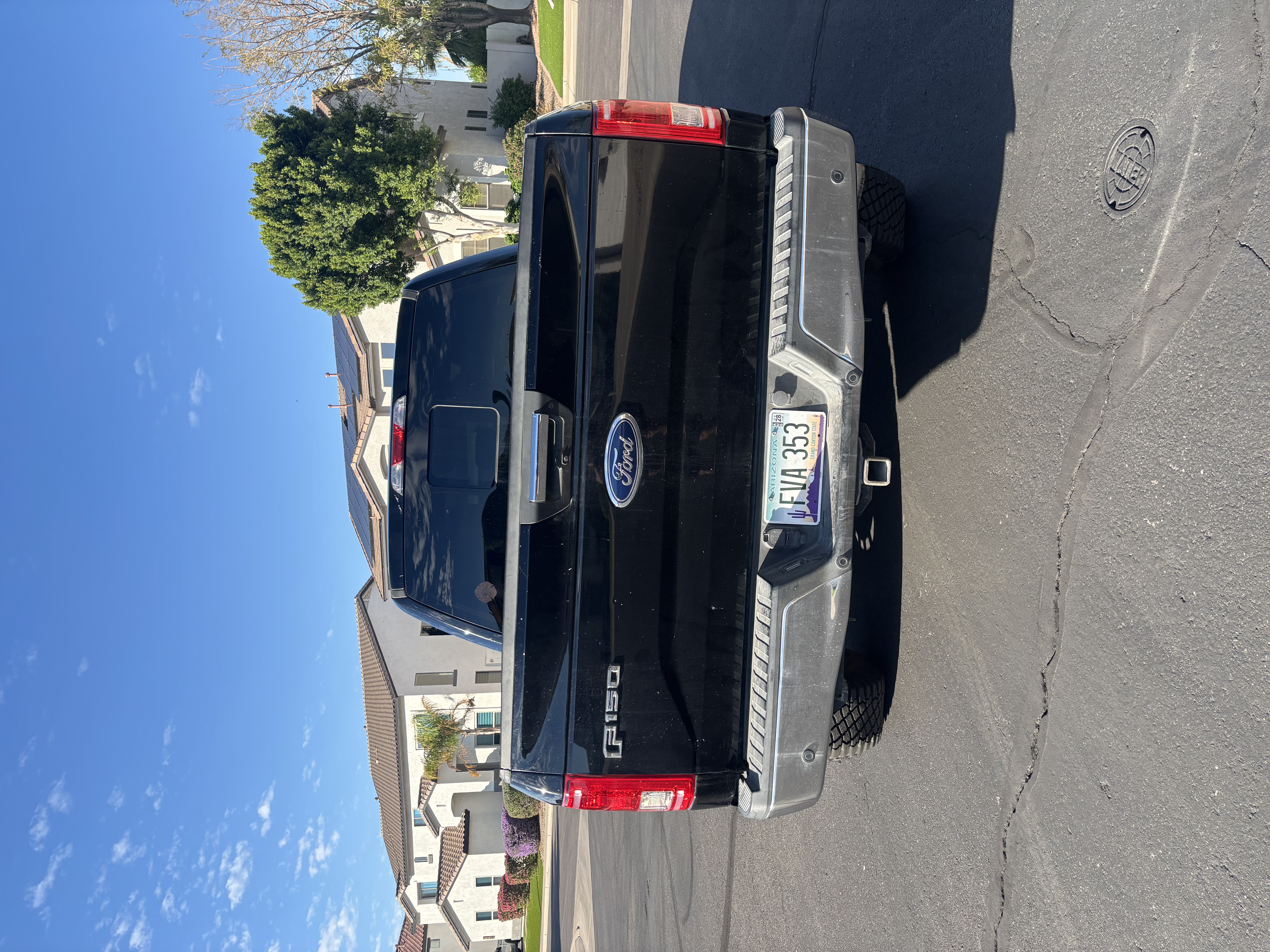 Used 2017 Ford F150 XLT AWD/4WD image 5