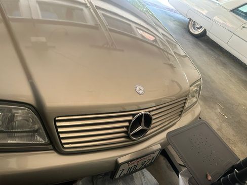 Used 1999 Mercedes-Benz SL 500 image 4