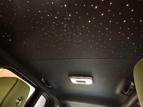 Used 2023 Rolls-Royce Cullinan Black Badge w/ Driver's Package image 4