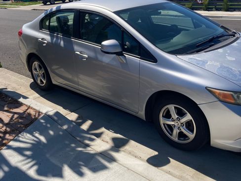 Used 2012 Honda Civic Natural Gas image 11