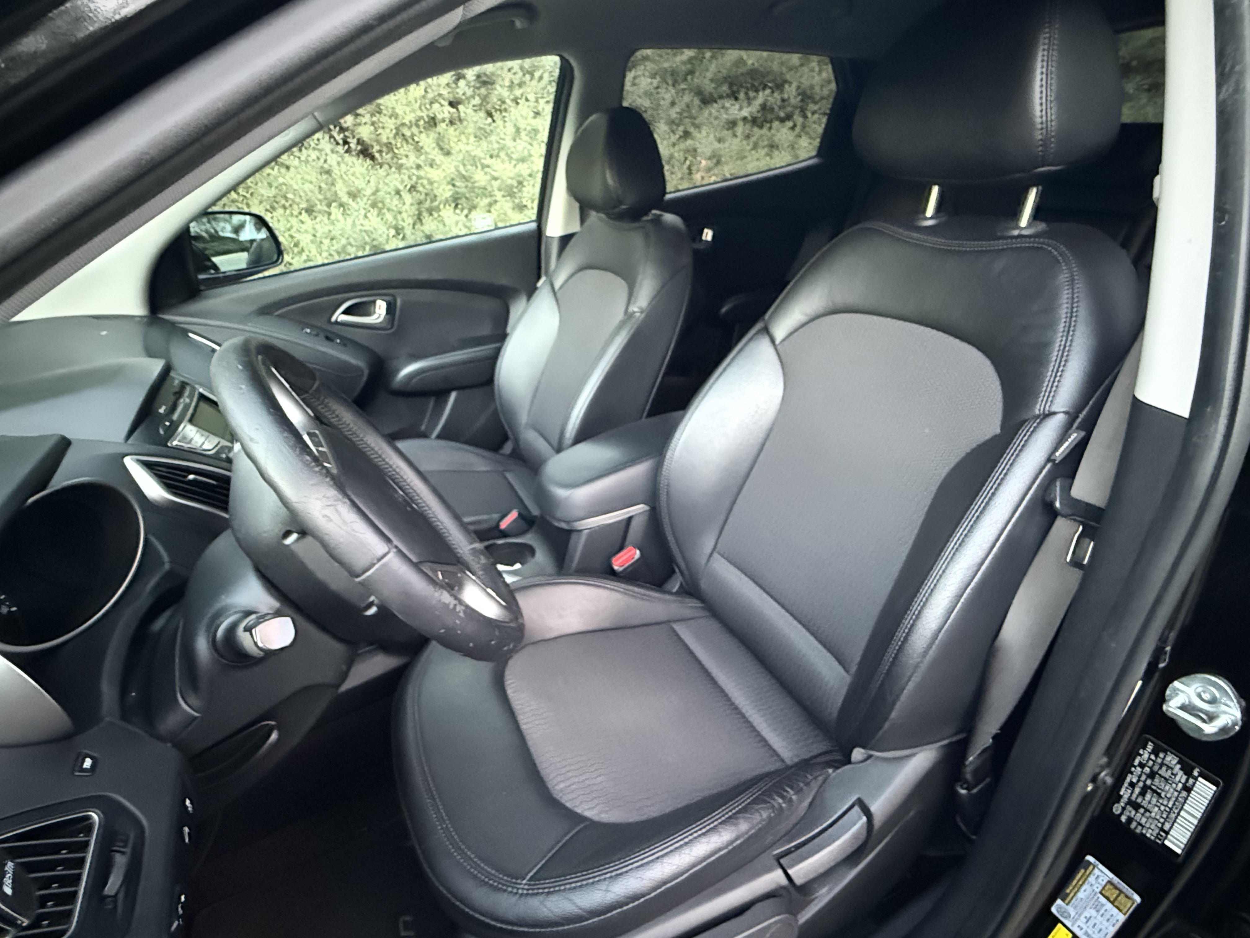 Used 2012 Hyundai Tucson GLS FWD image 18
