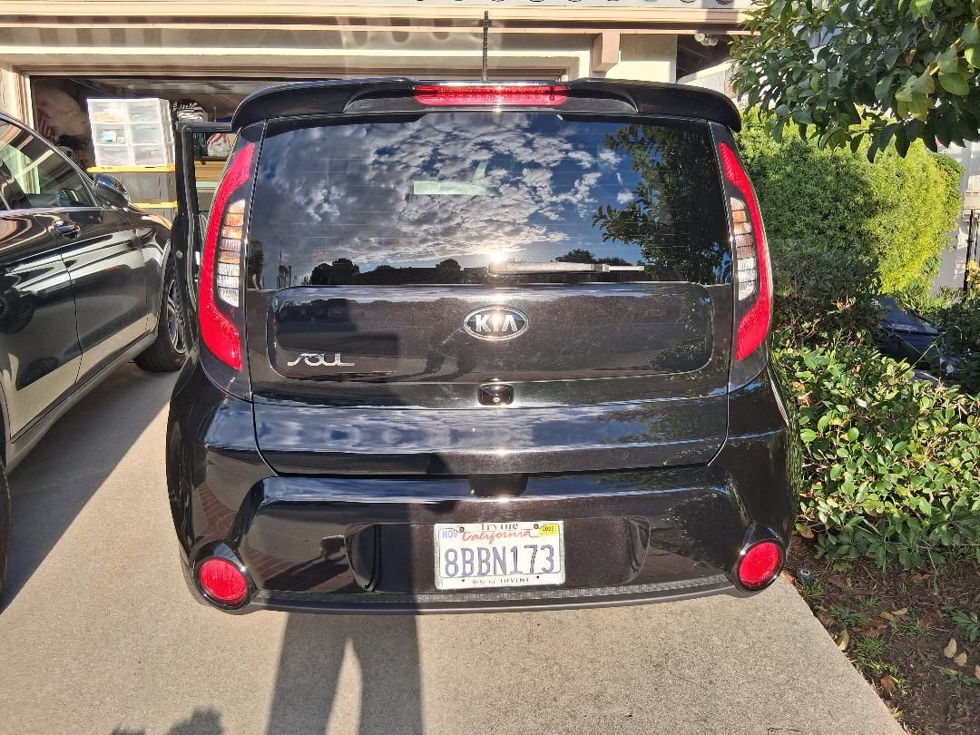 Used 2016 Kia Soul + w/ Tarmac Special Edition FWD image 17