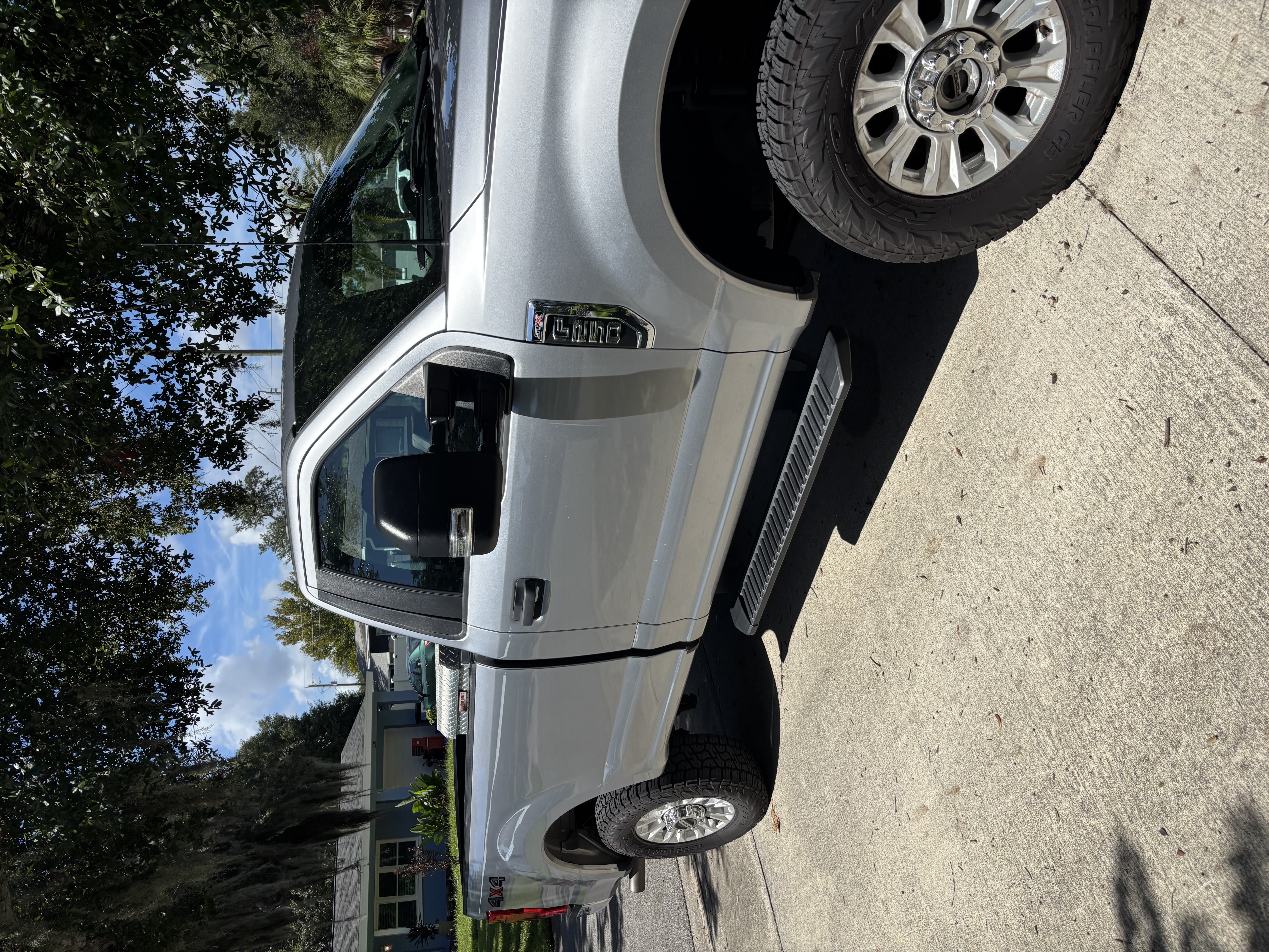 Used 2022 Ford F250 XL w/ STX Appearance Package AWD/4WD image 2