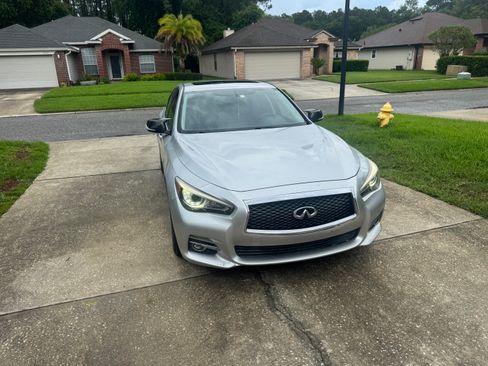 Used 2014 INFINITI Q50 Premium w/ Navigation Package RWD image 2