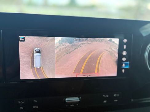 Used 2021 Mercedes-Benz Sprinter 1500 image 34