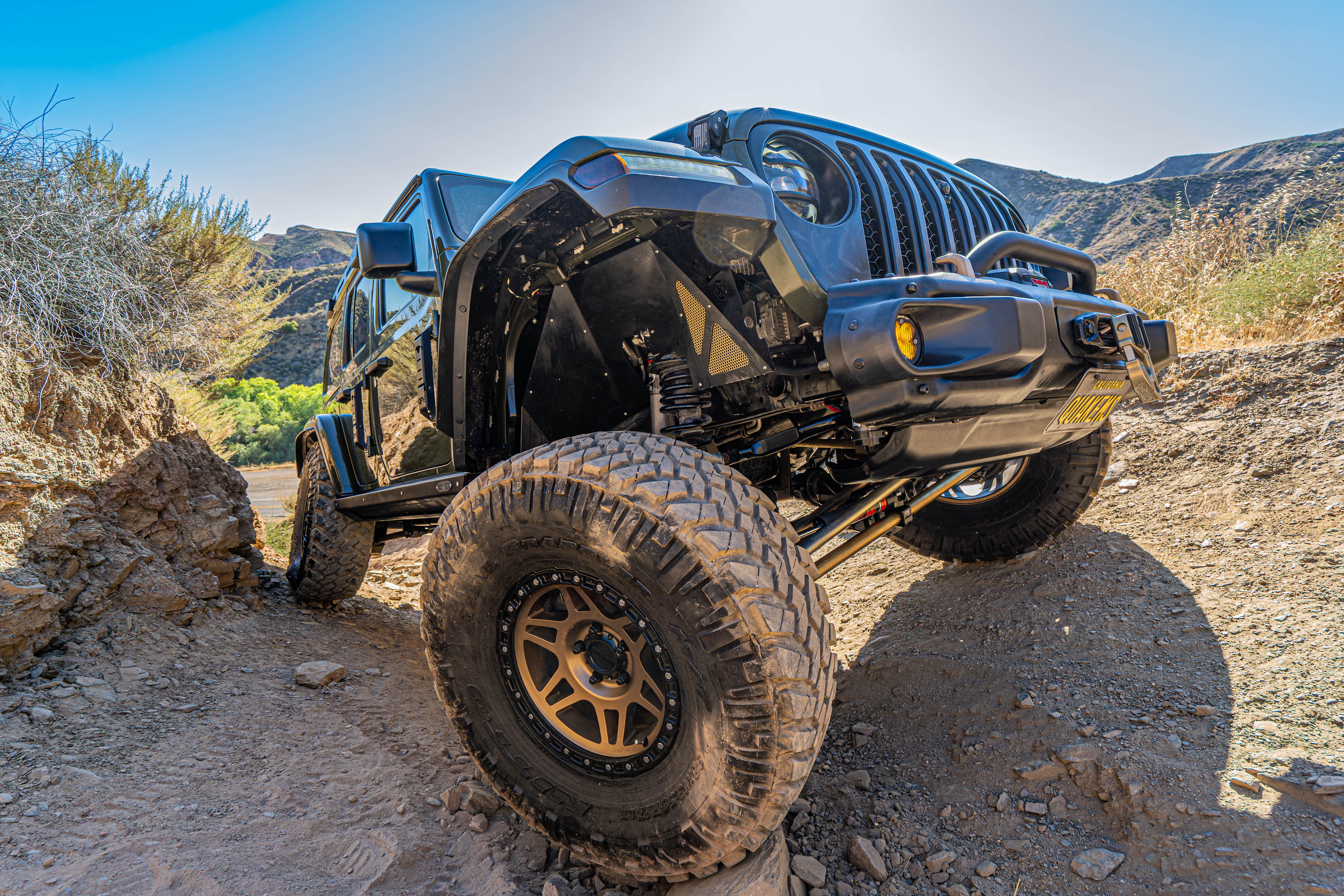 Used 2023 Jeep Wrangler Unlimited Rubicon 392 w/ Xtreme Recon 35" Tire Package AWD/4WD image 27