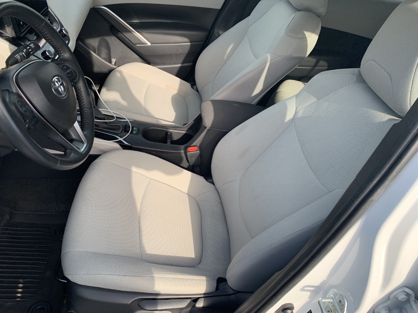 Used 2024 Toyota Corolla Cross LE AWD/4WD image 24