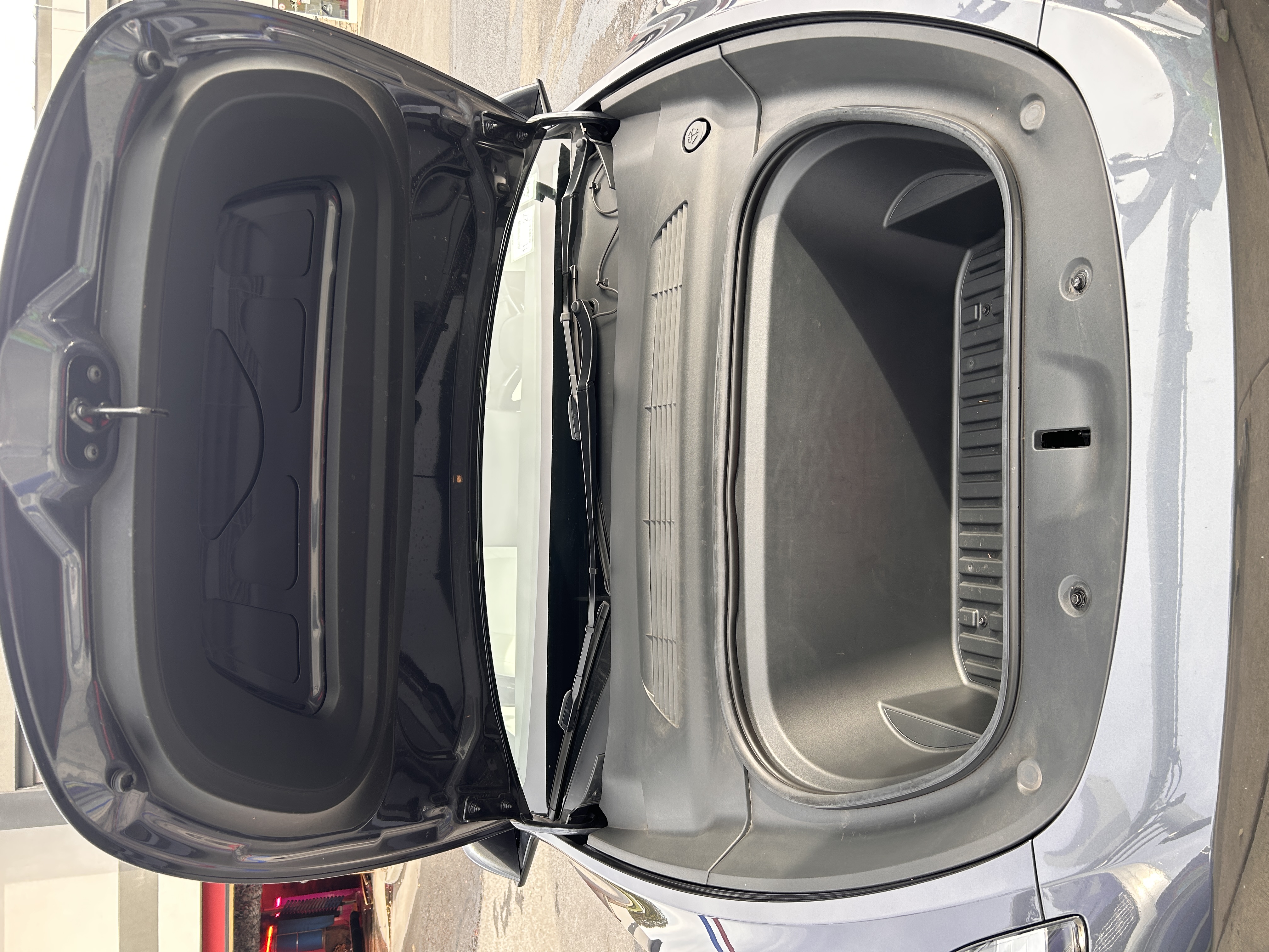 Used 2021 Tesla Model Y Long Range AWD/4WD image 18