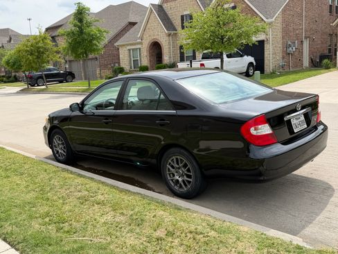 Used 2002 Toyota Camry SE image 9