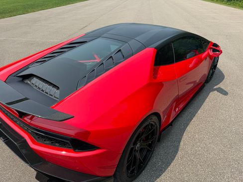Used 2015 Lamborghini Huracan LP 610-4 AWD/4WD image 9
