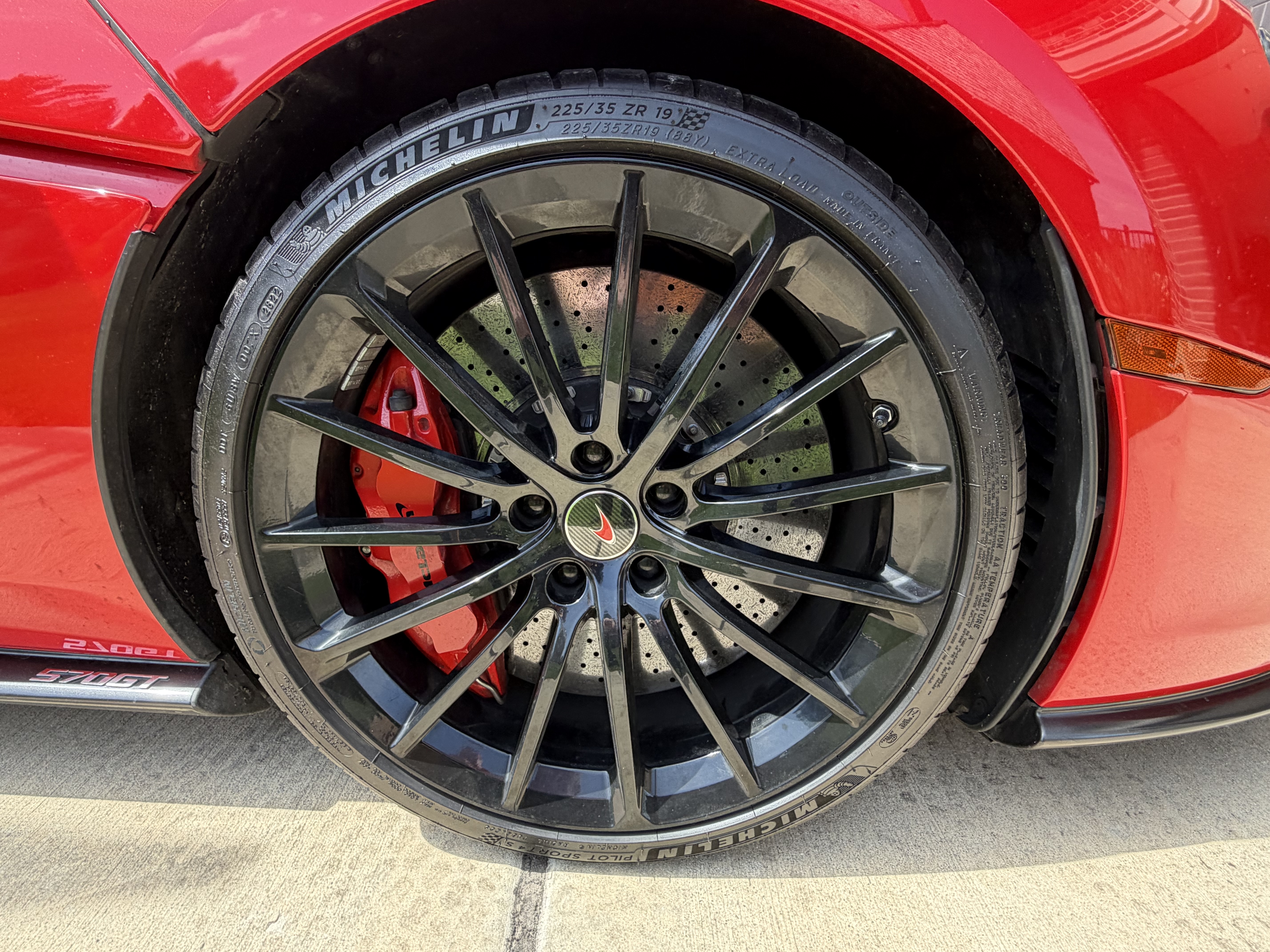 Used 2017 McLaren 570S RWD image 6