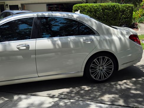 Used 2017 Mercedes-Benz S 550 Sedan image 4