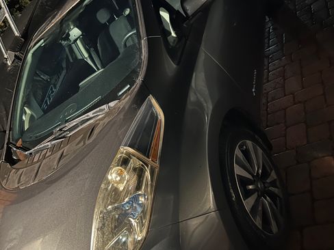 Used 2015 Nissan Leaf SV w/ LED & Quick Charge Package image 2