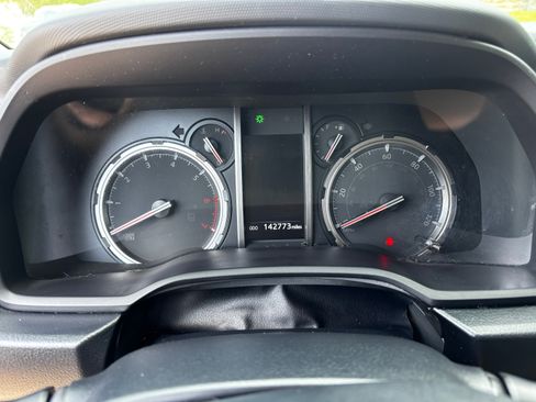 Used 2022 Toyota 4Runner TRD Sport w/ Technology Package AWD/4WD image 11