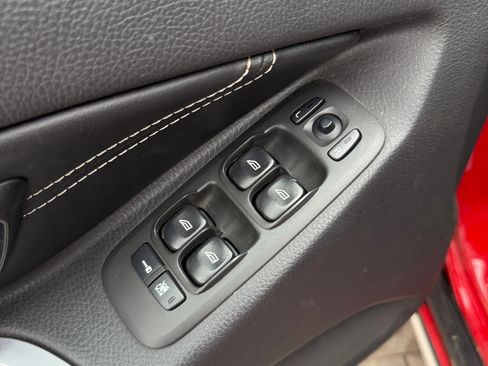 Used 2014 Volvo XC90 3.2 R-Design image 19