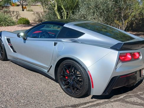 Used 2017 Chevrolet Corvette Grand Sport image 2
