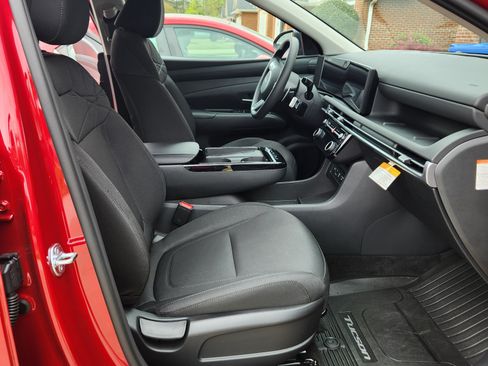 Used 2025 Hyundai Tucson Blue image 11