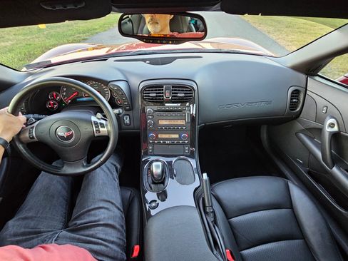 Used 2011 Chevrolet Corvette Coupe w/ Preferred Equipment Group image 4