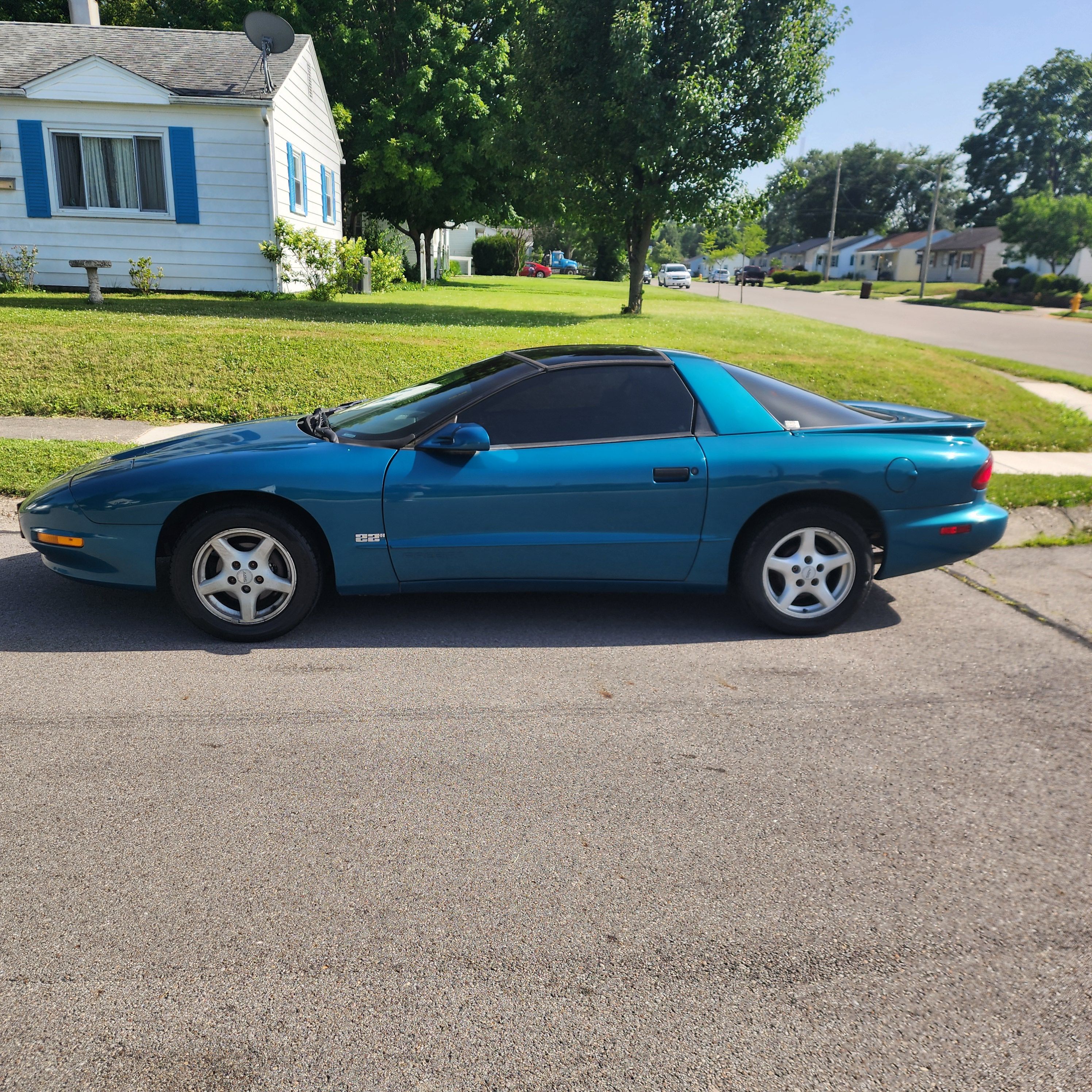 Used 1996 Pontiac Firebird Coupe RWD image 5