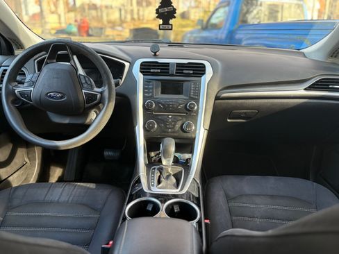 Used 2014 Ford Fusion SE image 6