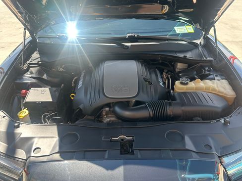 Used 2011 Dodge Charger R/T RWD image 17