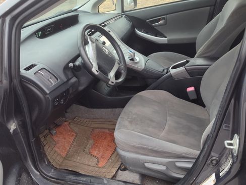 Used 2012 Toyota Prius Three w/ Solar Roof Pkg image 4