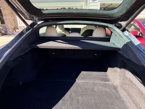 Used 2022 Tesla Model S Plaid image 14