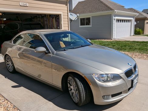 Used 2009 BMW 328i Convertible image 1