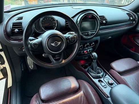 Used 2017 MINI Cooper Clubman S image 9