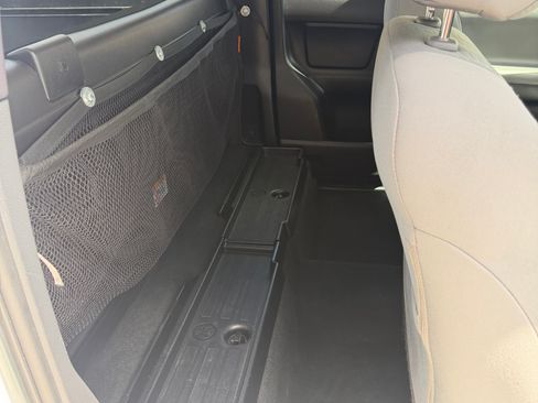 Used 2019 Toyota Tacoma SR RWD image 14